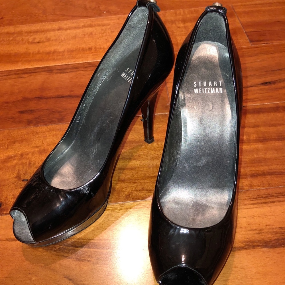 Stuart Weitzman Black Patent Leather Pumps